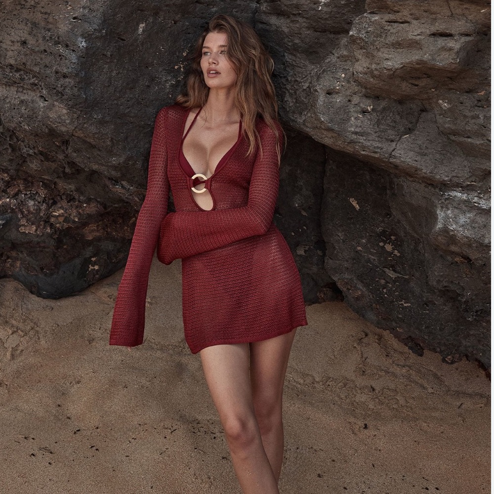 NWT! Monday Swimwear Montego Mini Dress Burgundy Treble Knit Size V